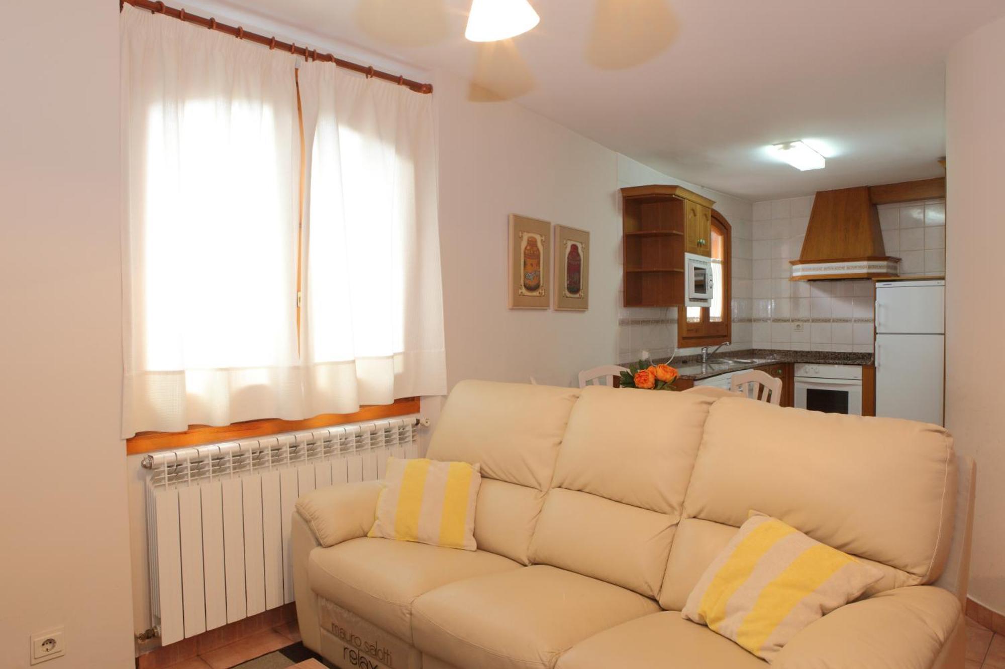 Apartamentos Alba Casa Alquesera Sahun Eksteriør billede